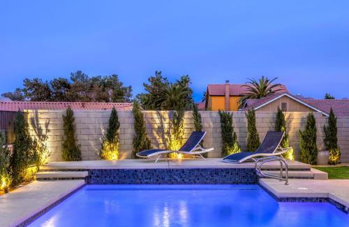 Green Valley North House | Sunset Swim, Luxury Vegas Villa with Pool, Hot Tub