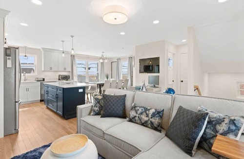 Hampton House | Sunset Views | Breakfast Balcony | Marsh Views |AC