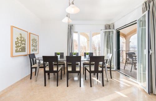 Marina Manresa Villa | Sunset Villa Nixe