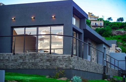 Yocsina Villa | Sunset Village