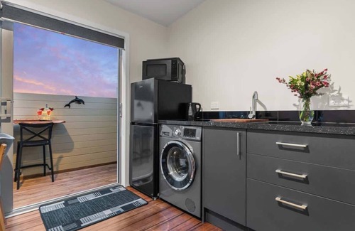 Papamoa Beach House | Sunset Vista Couples Retreat