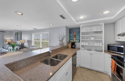 Boca Grande Condo | Sunsets at Sundown Colony ~ beachfront 2/2.5 condo with community pool