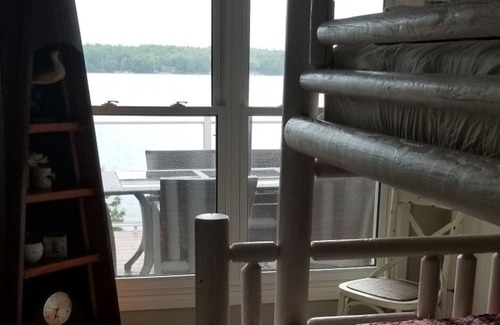 Douro-Dummer Cottage | Sunsets Cottage on Clear/Stoney Lake