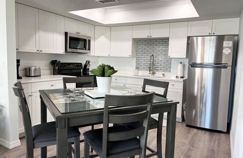 Grove City Condo | Sunsets, Seafood, and Serenity | Pet+Boat Friendly