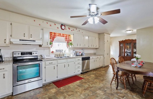 Chambersburg House | Sunsets With a Country View