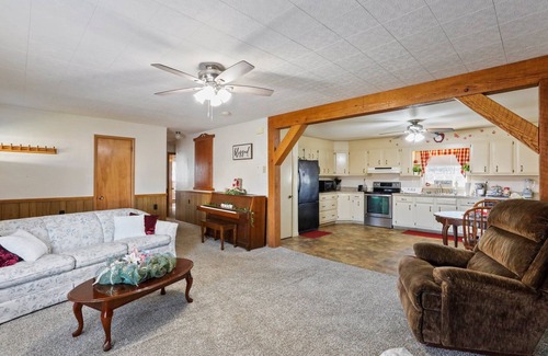 Chambersburg House | Sunsets With a Country View