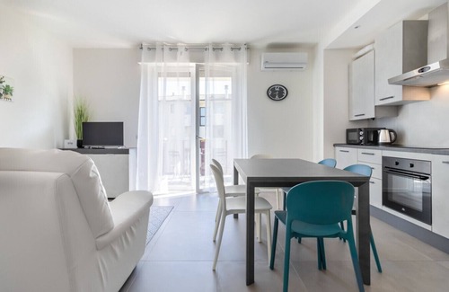 Desenzano del Garda Apartment | Sunshine Apartment by Wonderful Italy