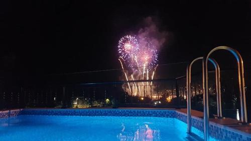 Skaljari Apartment | Sunshine Apartment with Private Pool and Parking