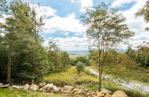 McHenry House | Sunshine Chalet