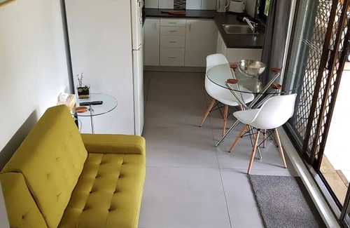 Meridan Plains House | Sunshine Coast Cozy Hideaway Caloundra
