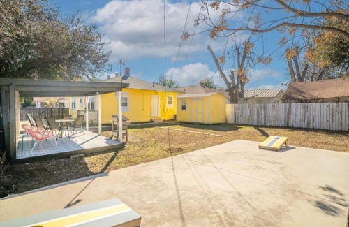 Tobin Hill House | Sunshine Cottage-Cozy Bright Family Home The Pearl
