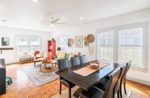 Tobin Hill House | Sunshine Cottage-Cozy Bright Family Home The Pearl