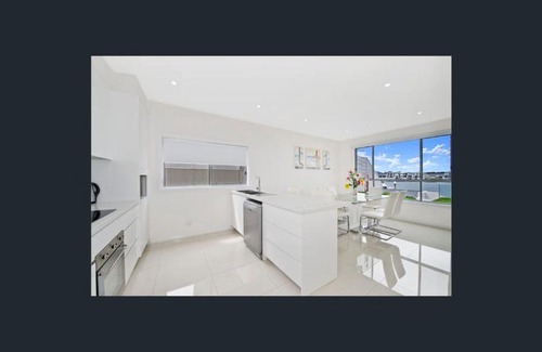 Port Macquarie House | Sunshine Deluxe Port Macquarie