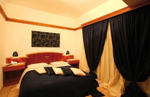 Ricadi Hotel | Sunshine Hotel & Spa