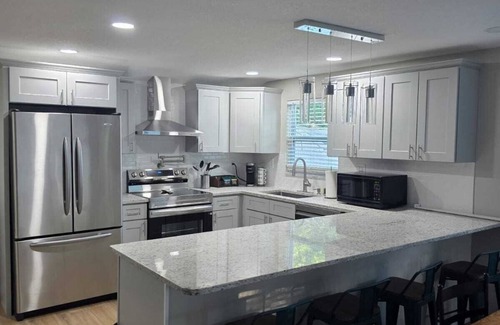 Zephyrhills House | Sunshine Retreat