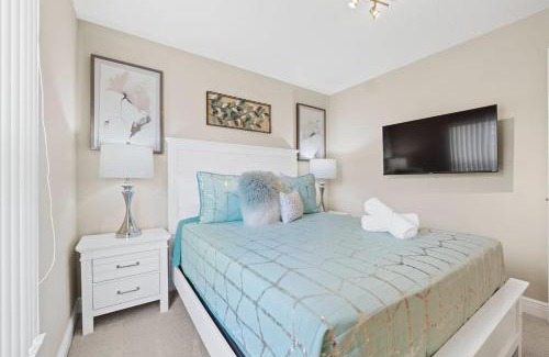 Briargrove Villa | Sunshine Retreat: Villa W/Pool & close to Disney