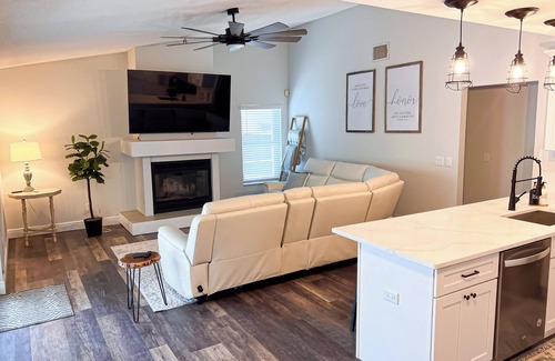 East County Civic Group House | Sunshine Splash: Pool Home Escape in Tampa Suburbs