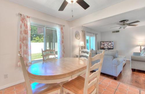 Clearwater House | Sunshine State of Mind - Monthly Beach Rental