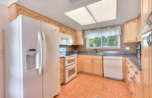 Clearwater House | Sunshine State of Mind - Monthly Beach Rental