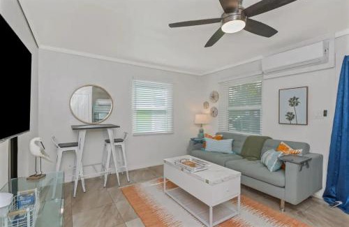 Largo Apartment | Sunshine Tropical Villa