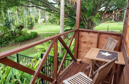 West Woombye Cottage | Sunshine Valley Cottages