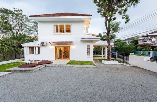 Chalong House | Sunshine Villa Chalong
