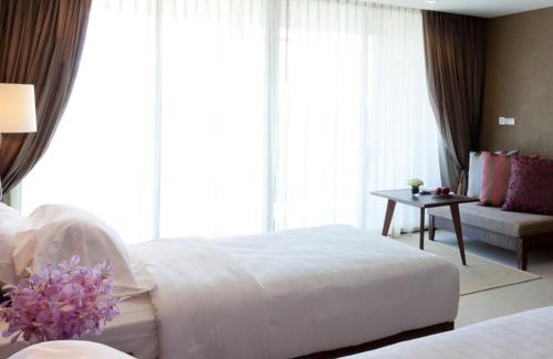 Nai Harn Resort | Sunsuri Phuket - SHA Plus