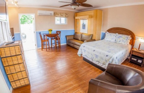 Nokomis Resort | Suntan Terrace