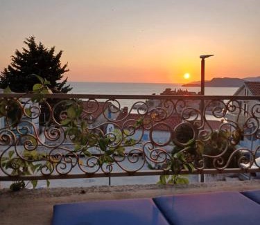 Sveti Stefan Apartment | Sunview Sveti Stefan