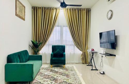 Bangi Sentral Apartment | Sunway Gandaria 3BR with Aircond, Wi-Fi, Netflix, Washer, Kitchen