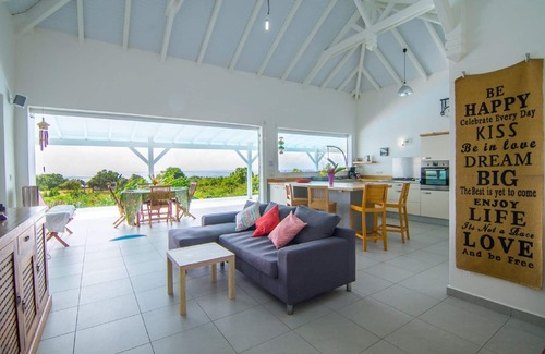 Capesterre-de-Marie-Galante House | Superb villa sea view, 5 persons, 2 bedrooms, dominant and ventilated, swimming pool