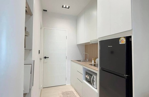 Wat Ket Apartment | Supanich