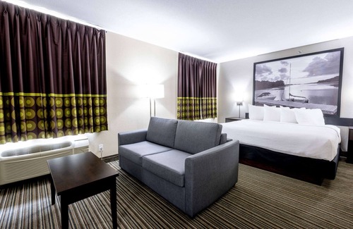 Truro Hotel | Super 8 by Wyndham Truro NS