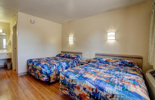 Bossier City Hotel | Super 7 Inn