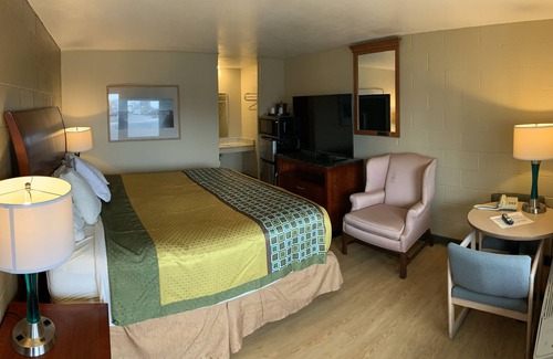 Wright City Hotel | Super 7 Inn