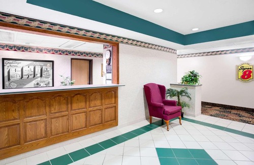 Athens Hotel | Super 8 by Wyndham Athens
