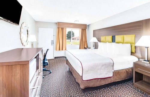Big Spring Hotel | Super 8 by Wyndham Big Spring TX