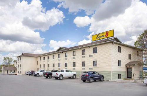 Billings Hotel | Super 8 by Wyndham Billings