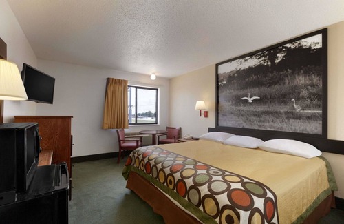 Bowling Green Hotel | Super 8 by Wyndham Bowling Green
