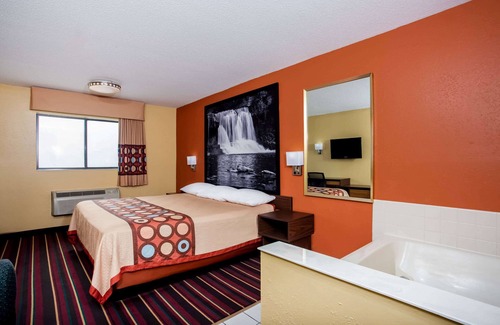 Crawfordsville Hotel | Super 8 by Wyndham Crawfordsville