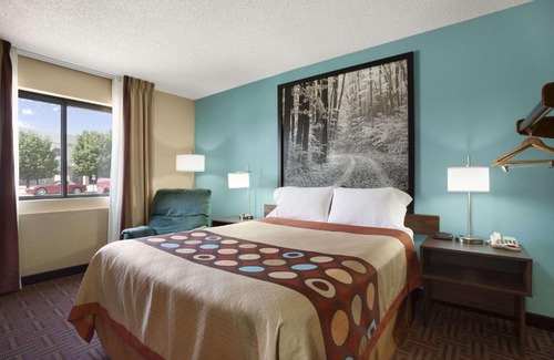 Carbondale Hotel | Super 8 by Wyndham Carbondale