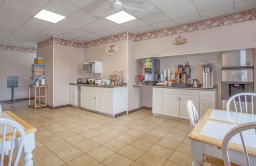 Carlisle Hotel | Super 8 by Wyndham Carlisle North