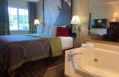 Chisago City Hotel | Super 8 by Wyndham Chisago City