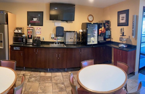 Chisago City Hotel | Super 8 by Wyndham Chisago City