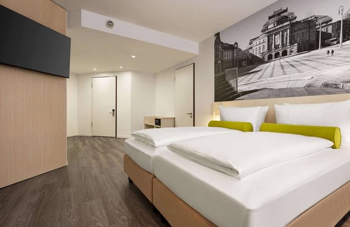Chemnitz Hotel | Super 8 by Wyndham Chemnitz