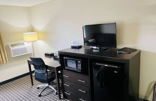 Clear Lake Hotel | Super 8 by Wyndham Clear Lake