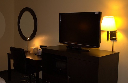 Colby Hotel | Super 8 by Wyndham Colby