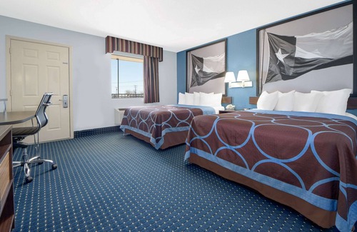 Dumas Hotel | Super 8 by Wyndham Dumas TX
