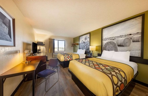 El Dorado Hotel | Super 8 by Wyndham El Dorado
