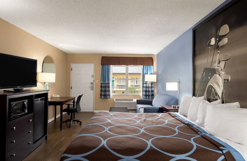Ellenton Hotel | Super 8 by Wyndham Ellenton Bradenton Area